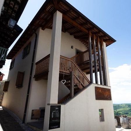Vinoteka Brda Apartment Smartno Bagian luar foto